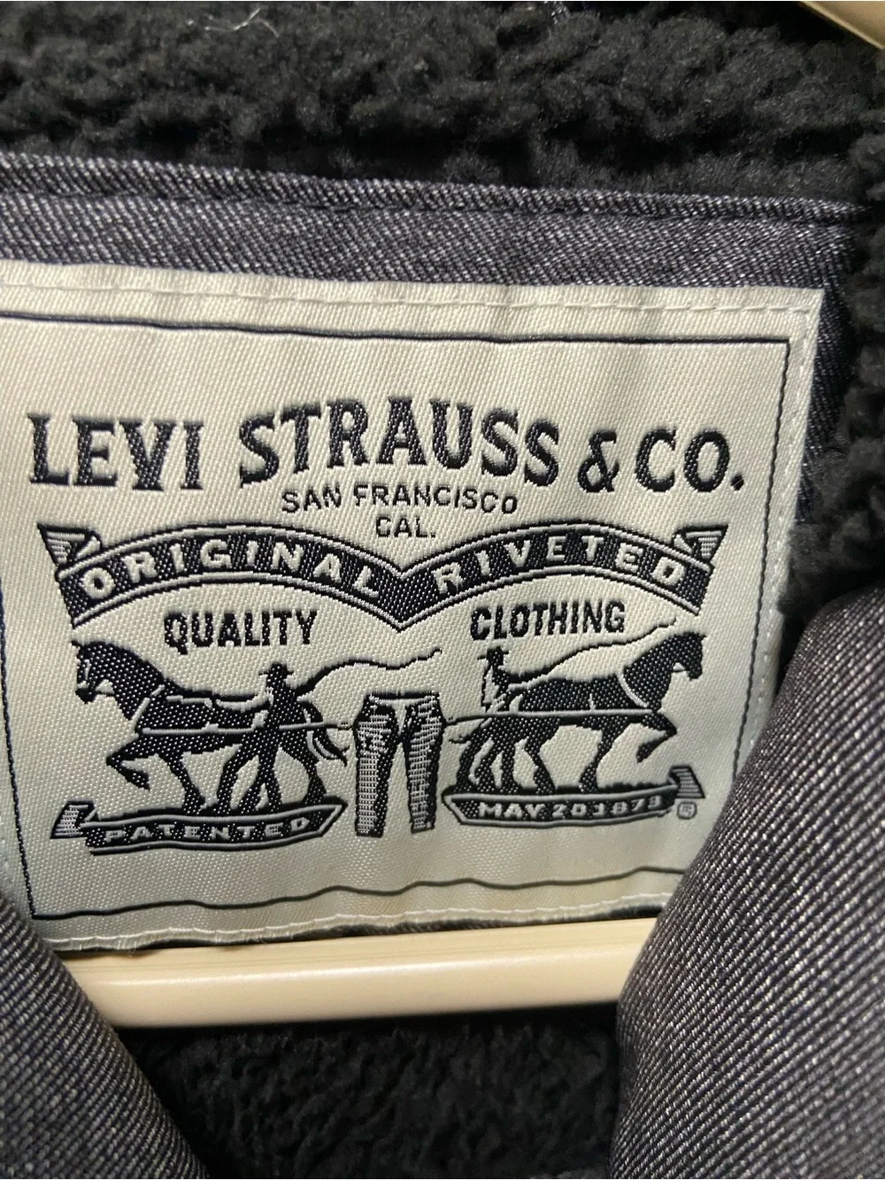 Levi's Men's Soft Shell Sherpa Lined Hooded Bomber Jacket Dark Gray Sz L
